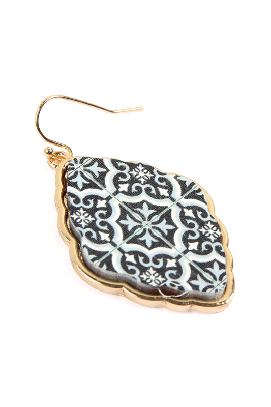 Wood Moroccan Fihg Hook Baroque Earring