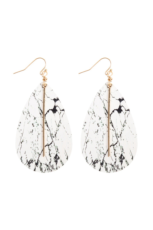 Semi Wood Fish Hook Bar Earrings White