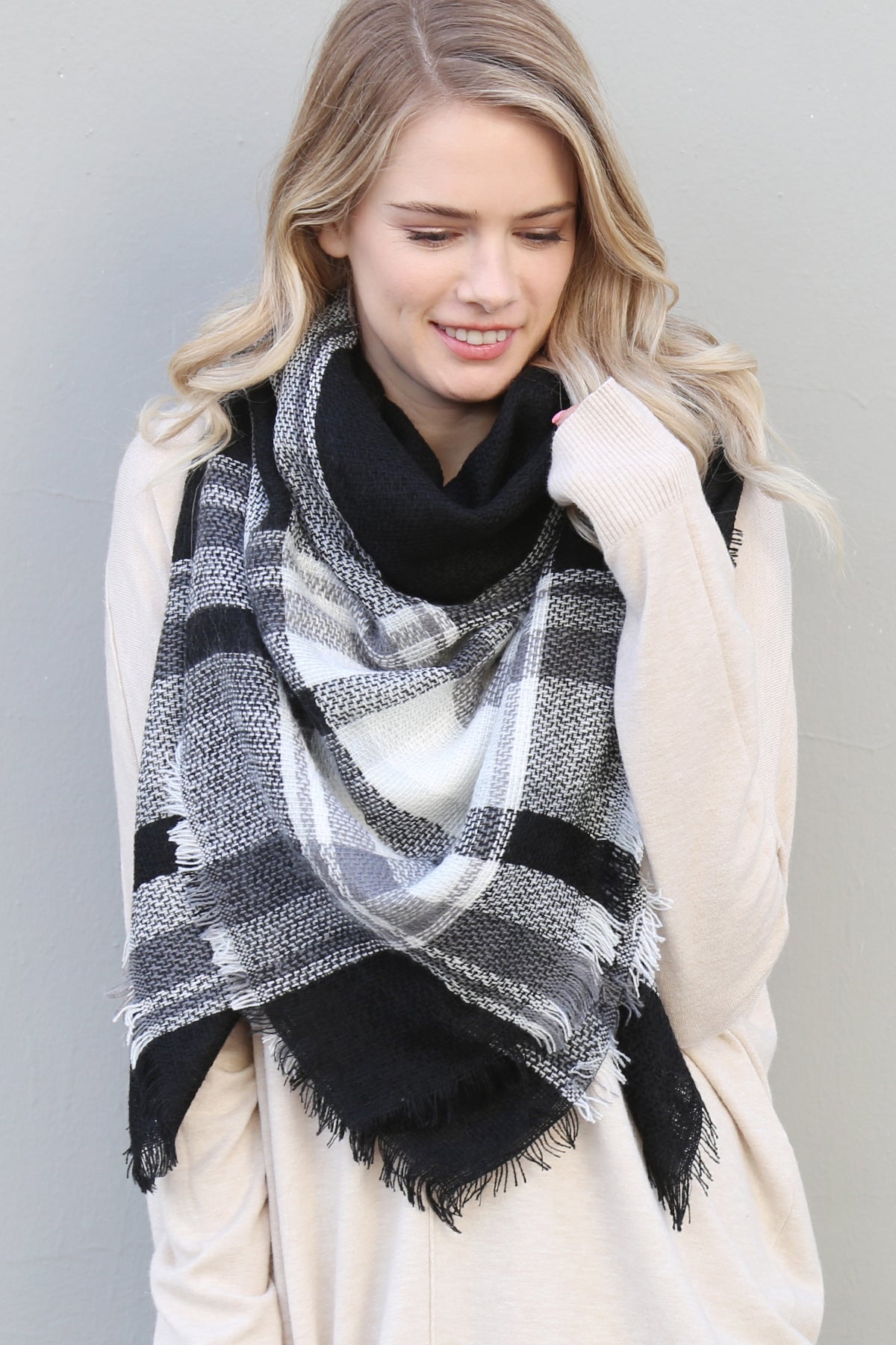 Black Gray Blanket Fringed Scarf