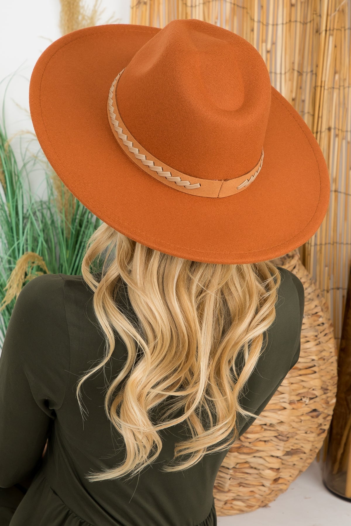 Felt Fashion Brim Hat w/ Leather Braided