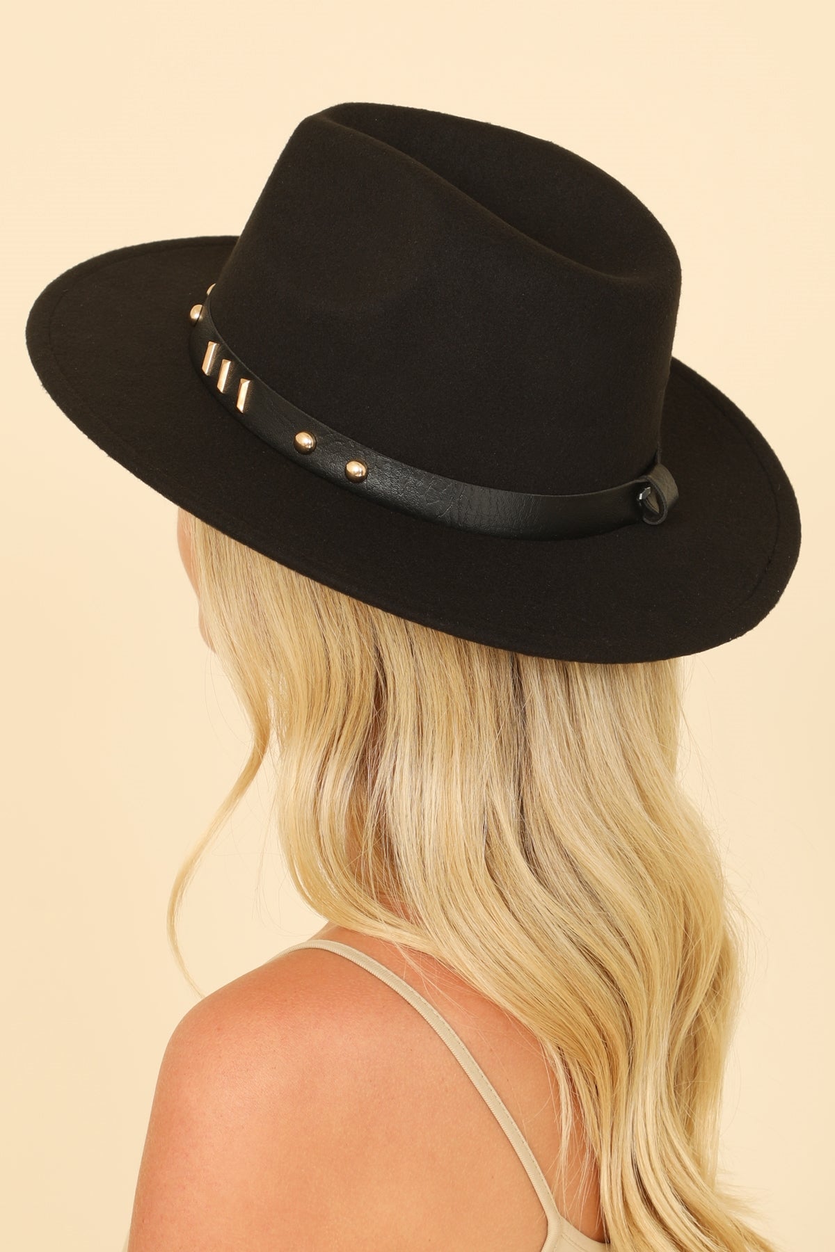 Fedora Classic Hat w/ Vintage Leather Band