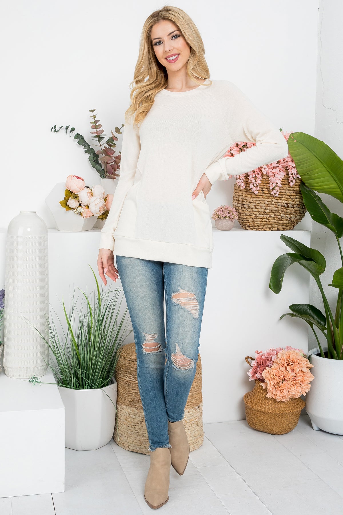 Knit Front Pocket Long Sleeve Top