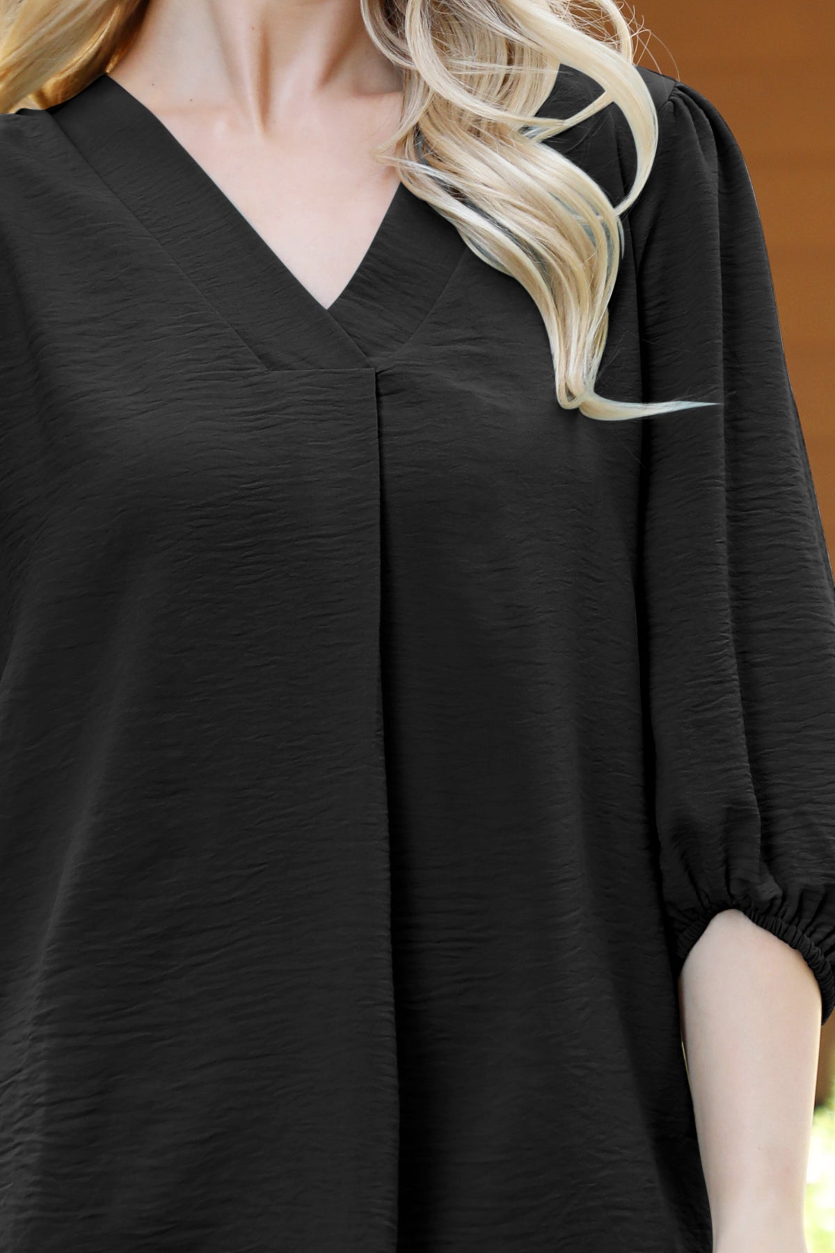 Plus Size V-Neck Band Elastic Tunnel Sleeve Woven Top
