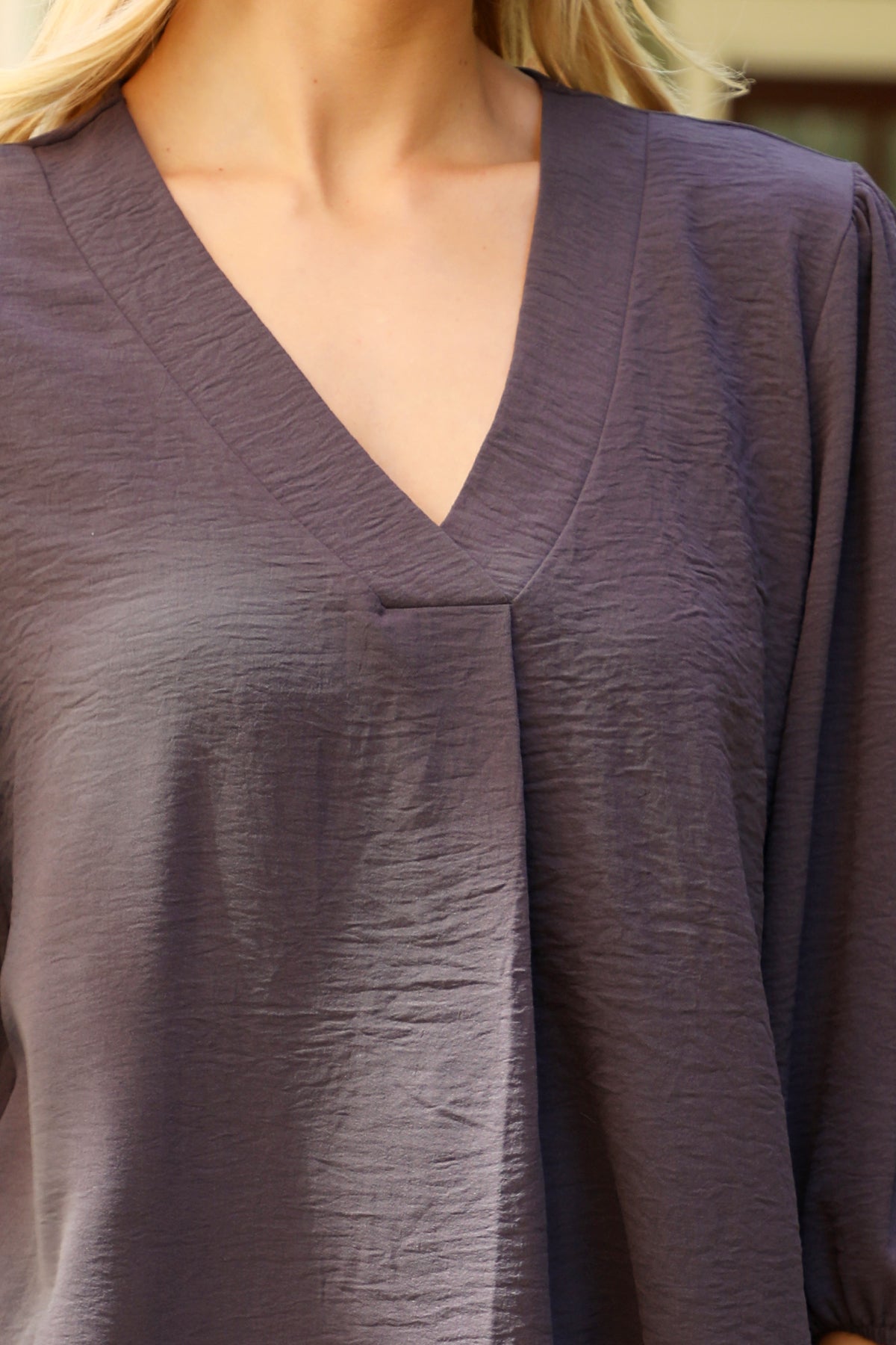 Plus Size V-Neck Band Elastic Tunnel Sleeve Woven Top