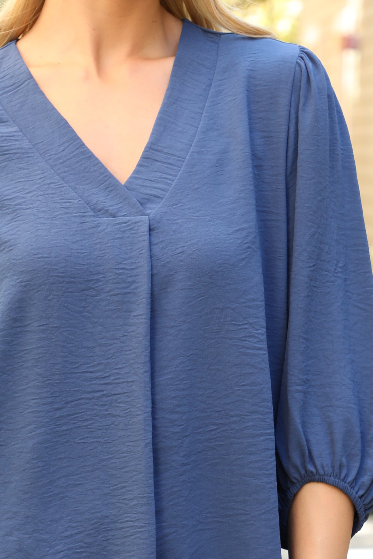 Plus Size V-Neck Band Elastic Tunnel Sleeve Woven Top