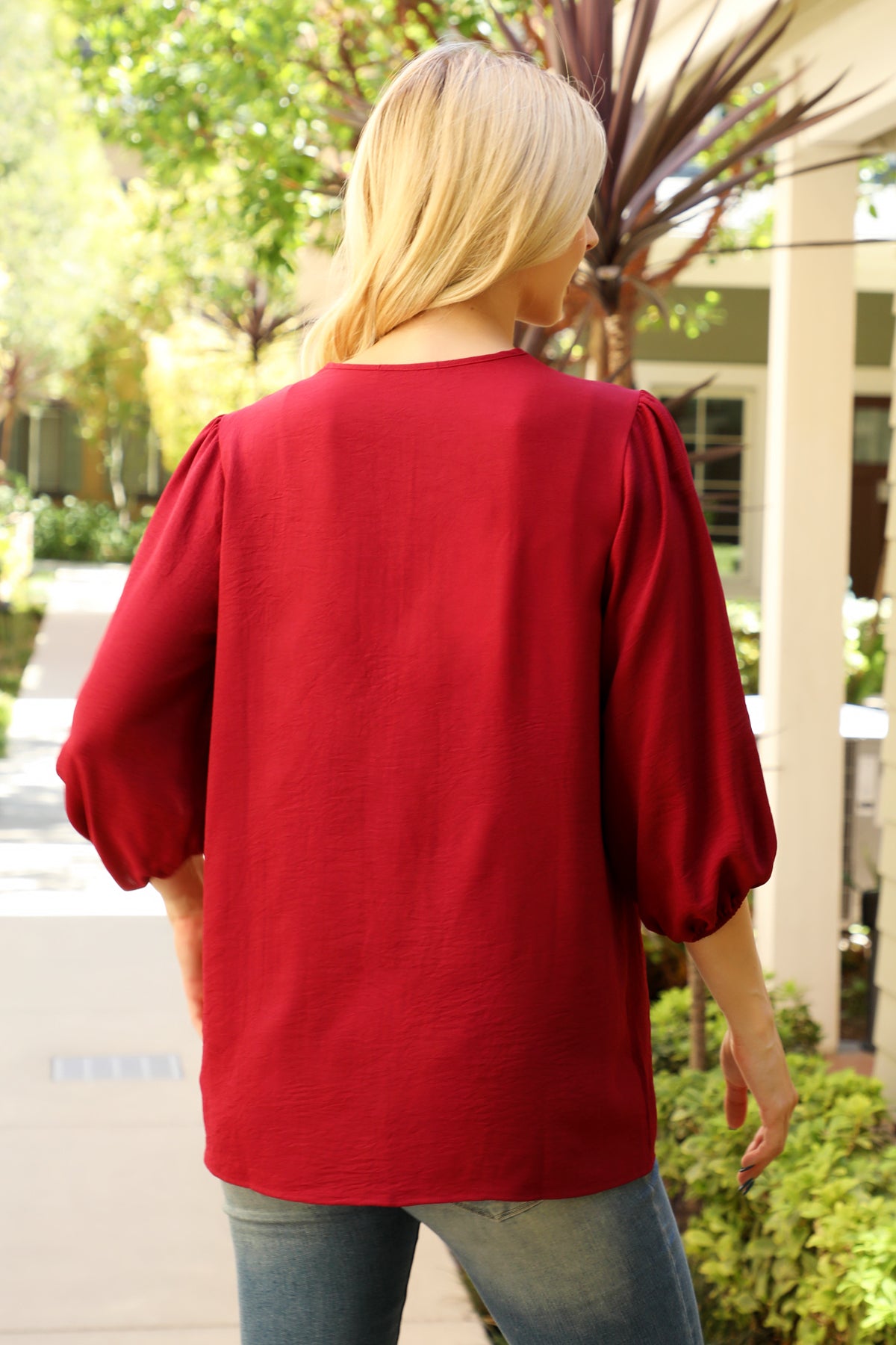 V-Neck Elastic Tunnel Sleeve Woven Top